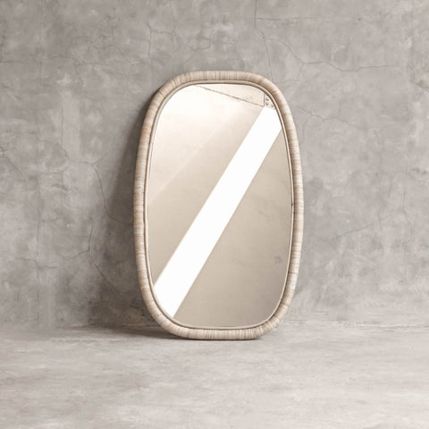Formosa Mirror