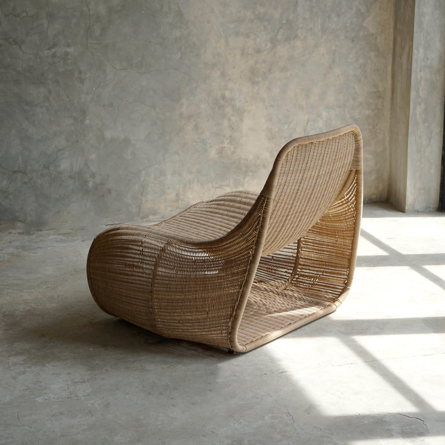 Sander Outdoor Lounge Chair