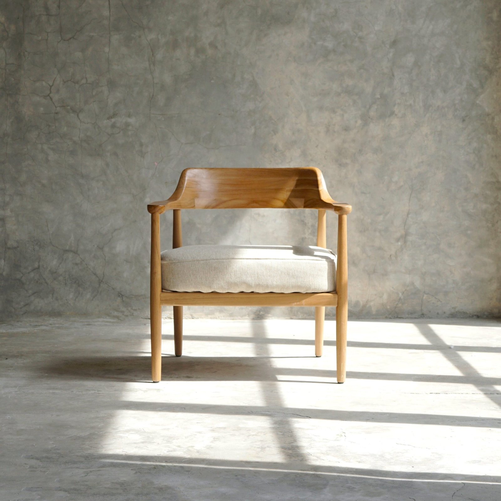 Provence Lounge Chair Taupe Cushion